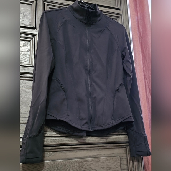 Lululemon Instill jacket - Picture 10 of 12